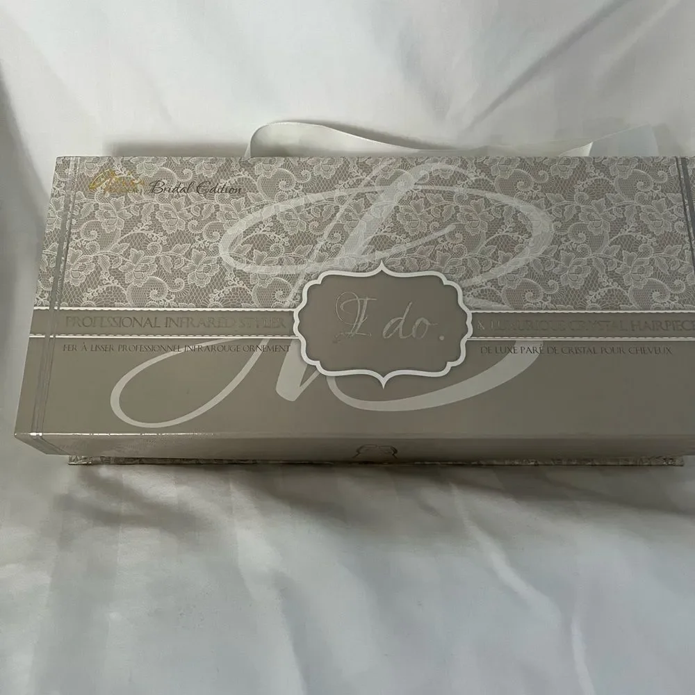 ARIA Beauty infrared hair straightener bridal edition NIB bridal
